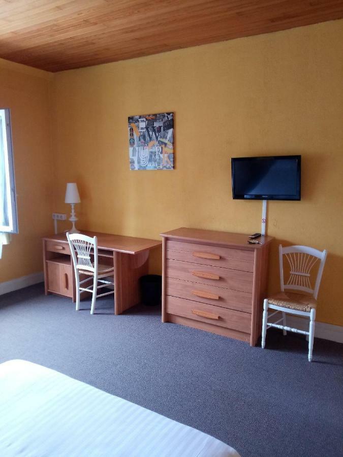 L'Hostellerie De La Riviere Creil Exteriör bild